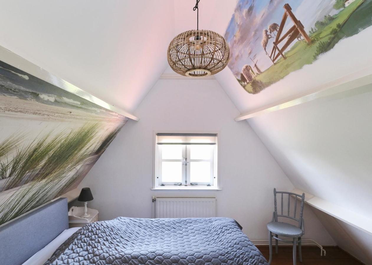 Idyllisch En Knus Huisje Met Prachtige Veranda. Oterleek Esterno foto